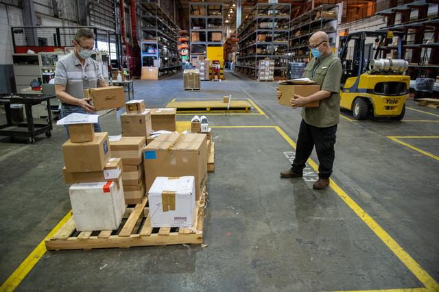 NASA image: Michoud Assembly Facility Employees Follow Federal Guidelines and Protocol in Stage 3 of NASA’s Return-To-Work Framework